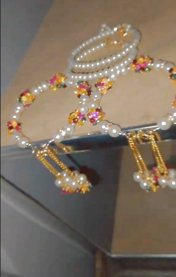 Multi Color Pearl Gajra Set