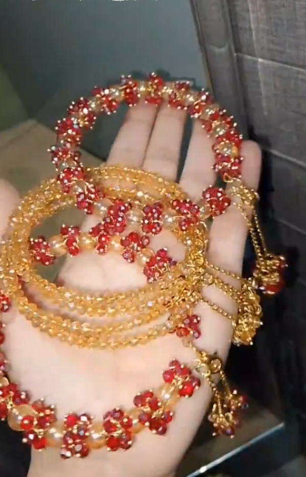 Red & Gold Gajra Set