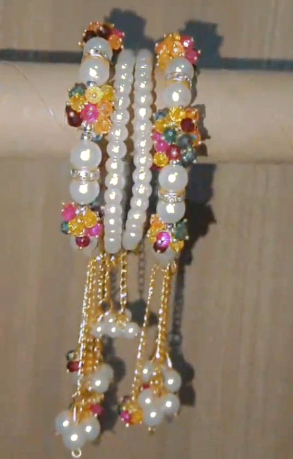 Multi Color Pearl Gajra Set